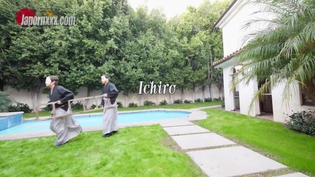 Превью Хозяйка дома заставила воров трахнуть ее сладкую щель № 44080