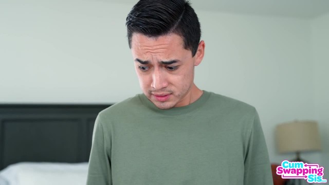 Превью Две медсестры вылечили молодого пациента сексом втроем № 44180