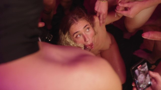 Превью Невиданное мастерство группового минета № 47357