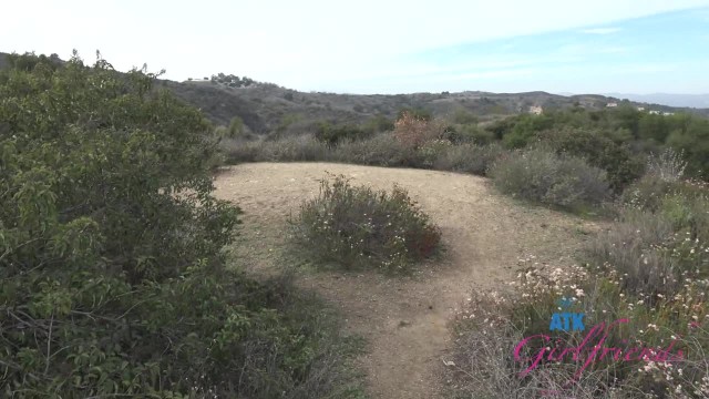 Превью Неплохая прогулка с раскрепощенной подругой № 47378